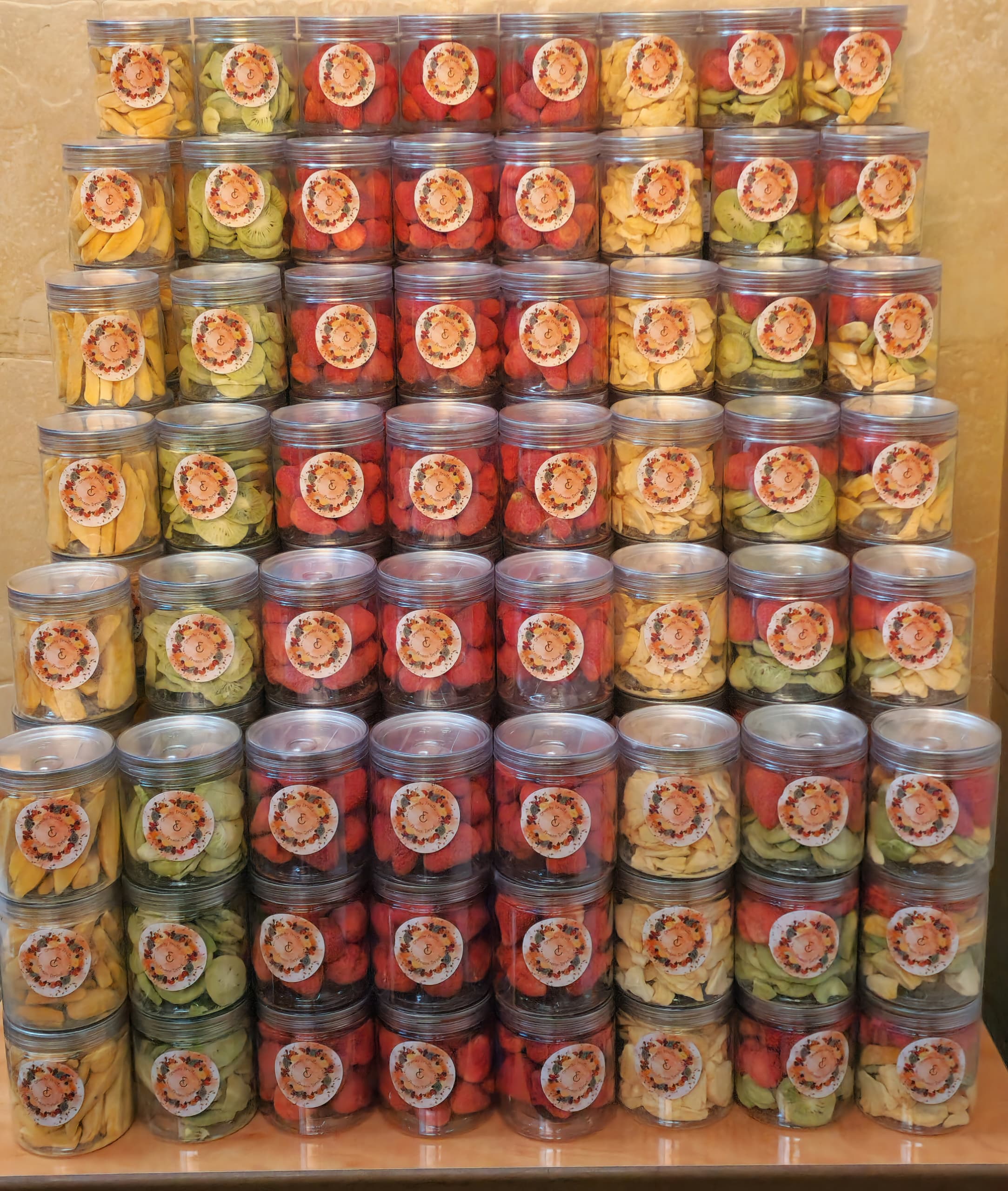 الفواكة المجففة بالتبريد